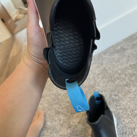 Adult Rubber Ankle Boots Native Shoes Sz M6 W8 Black Keep It Light - Picture 8 of 10